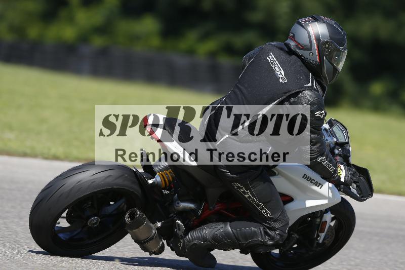 /Archiv-2024/56 10.08.2024 Plüss Moto Sport ADR/Freies Fahren/007